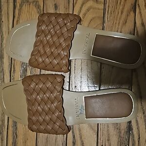 Tan color tahari flats